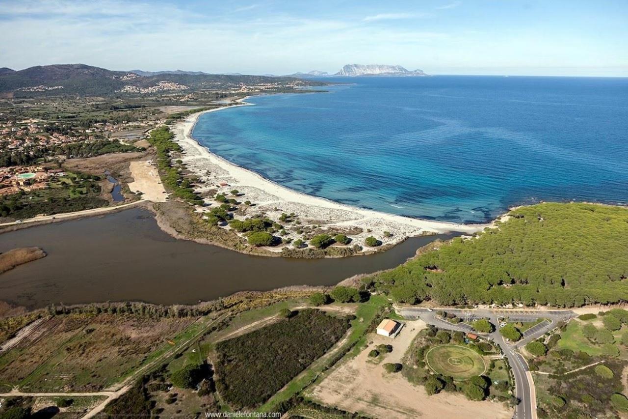 Case Vacanze Budoni Beach Esterno foto